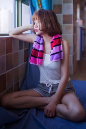 苏小曼被三个黑人玩在线观看